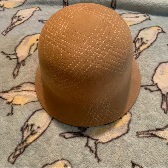 Wool brimmed winter hat tan camel stitched Charter Club camel vintage inspired - Picture 4 of 7